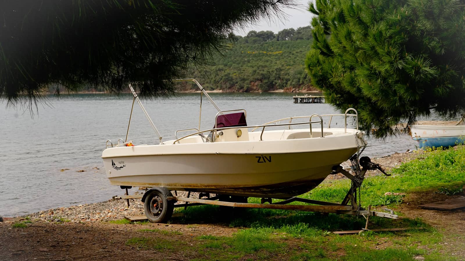Boat Launch Etiquette That Keeps the Ramp Moving