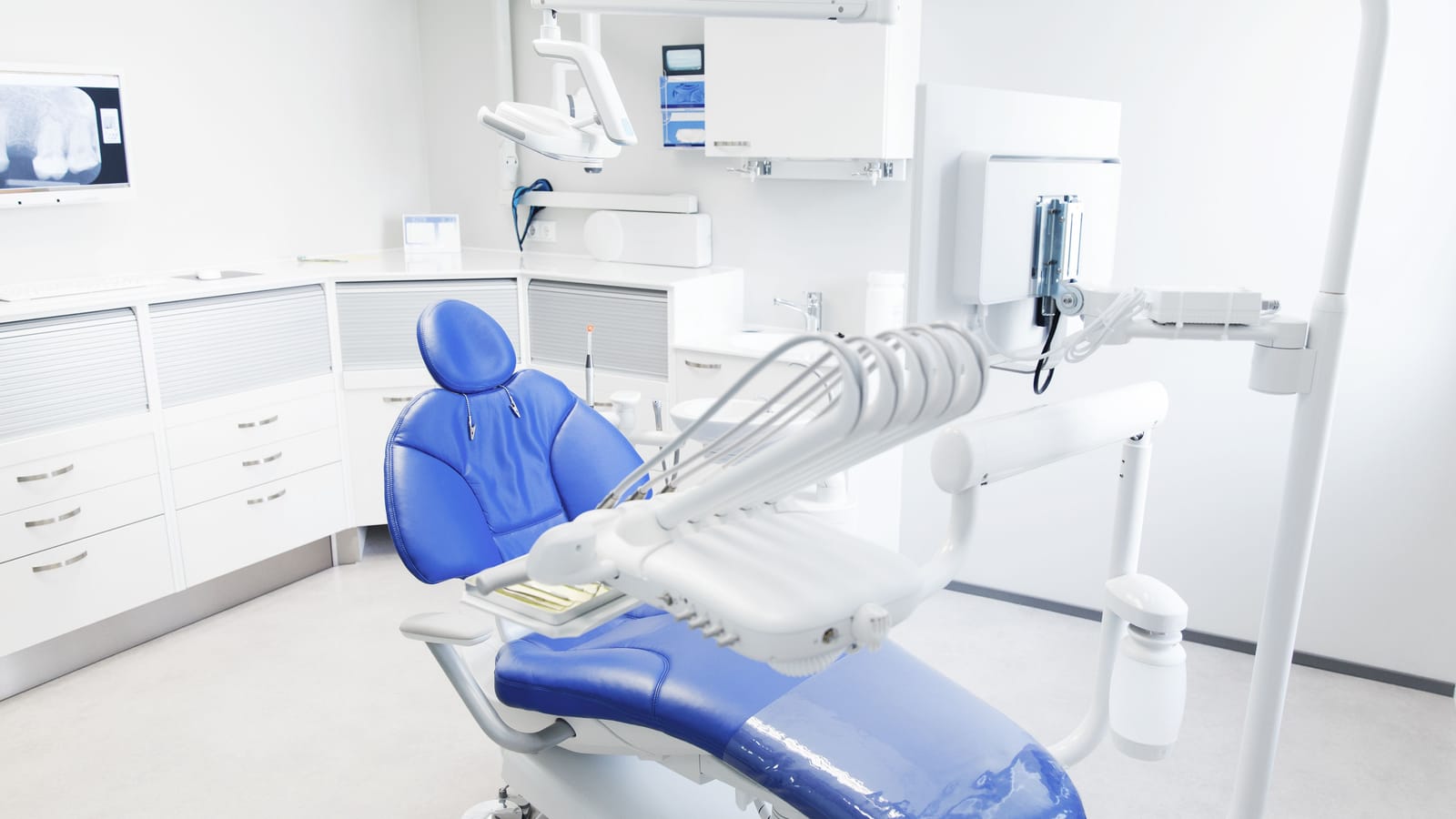 Book The First Dentist Visit At One, Not At Five