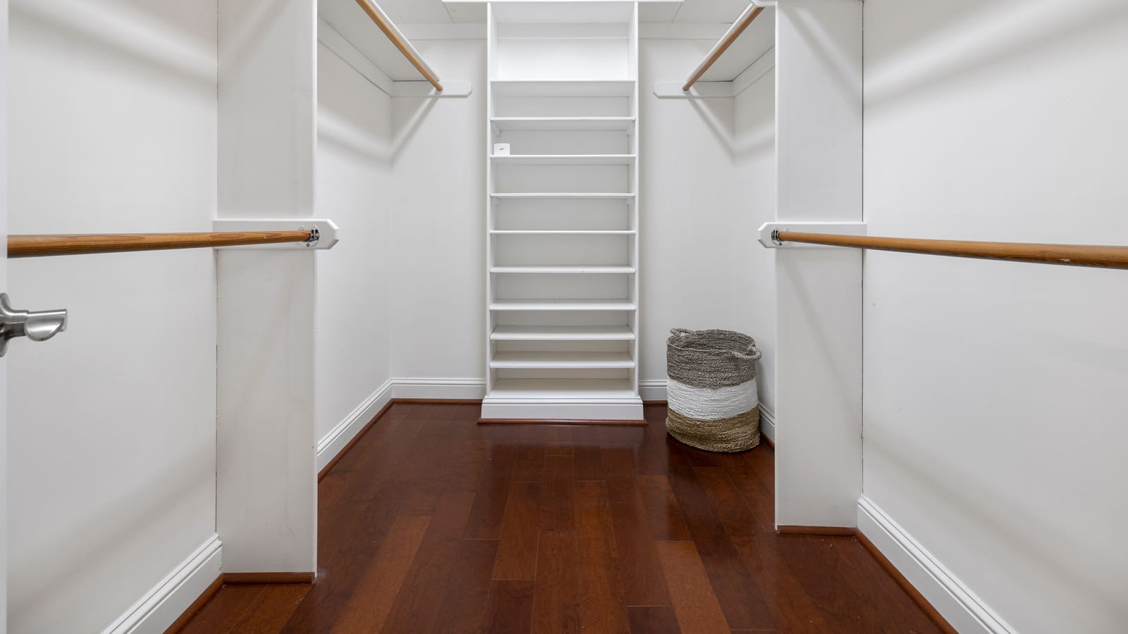 Build a Closet System Five People Can't Wreck