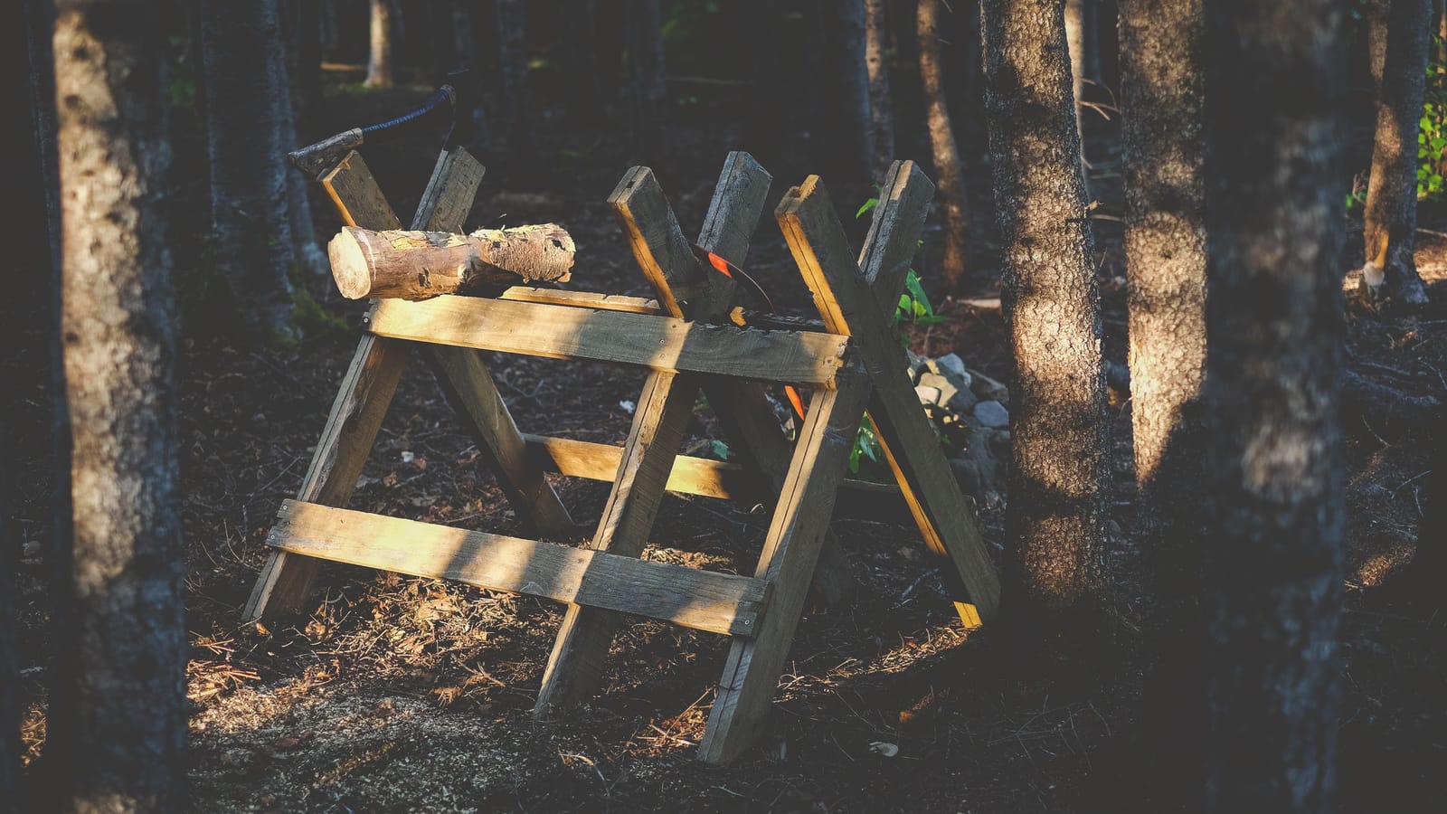 Build a sawbench first, then build everything else on it
