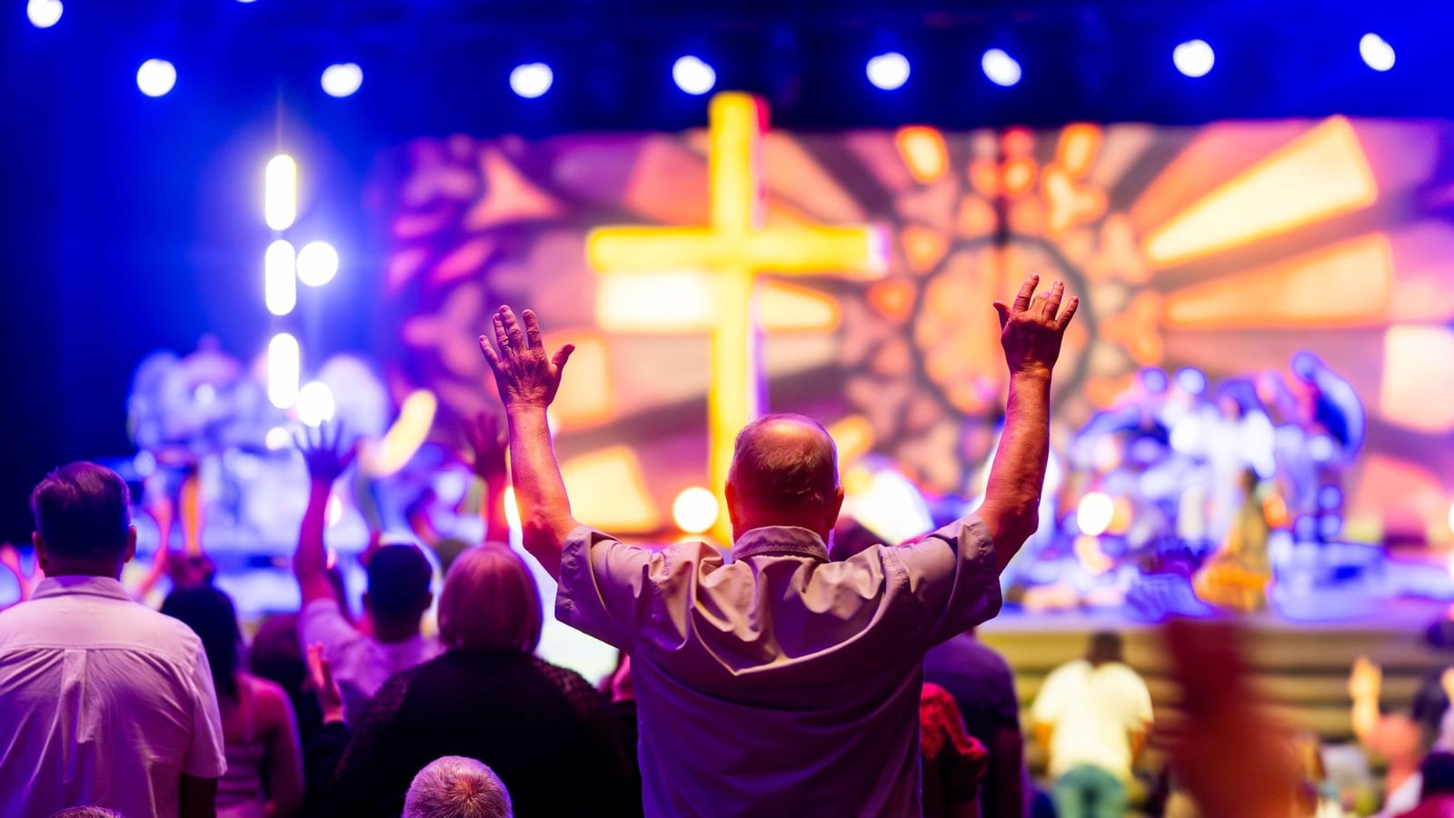 Building a Sunday Worship Set the Room Can Actually Sing