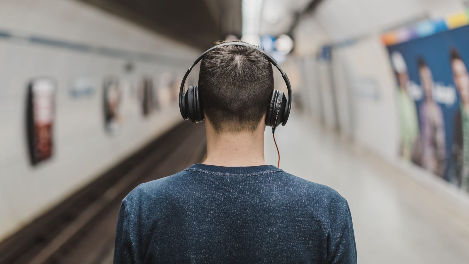 Buy headphones for your week, not for the review scores