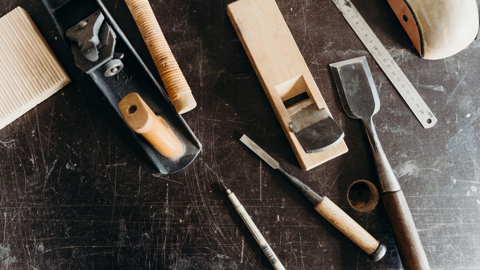 Cheap tools that work and cheap tools that'll waste your wood