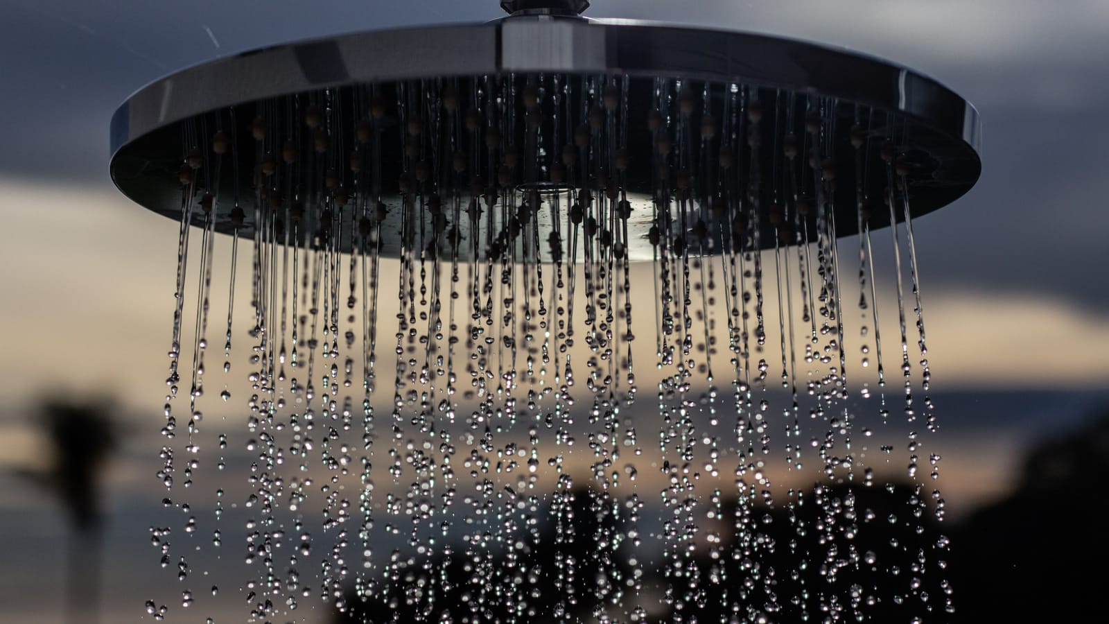 Cold Showers Do Most of What a Cold Plunge Does