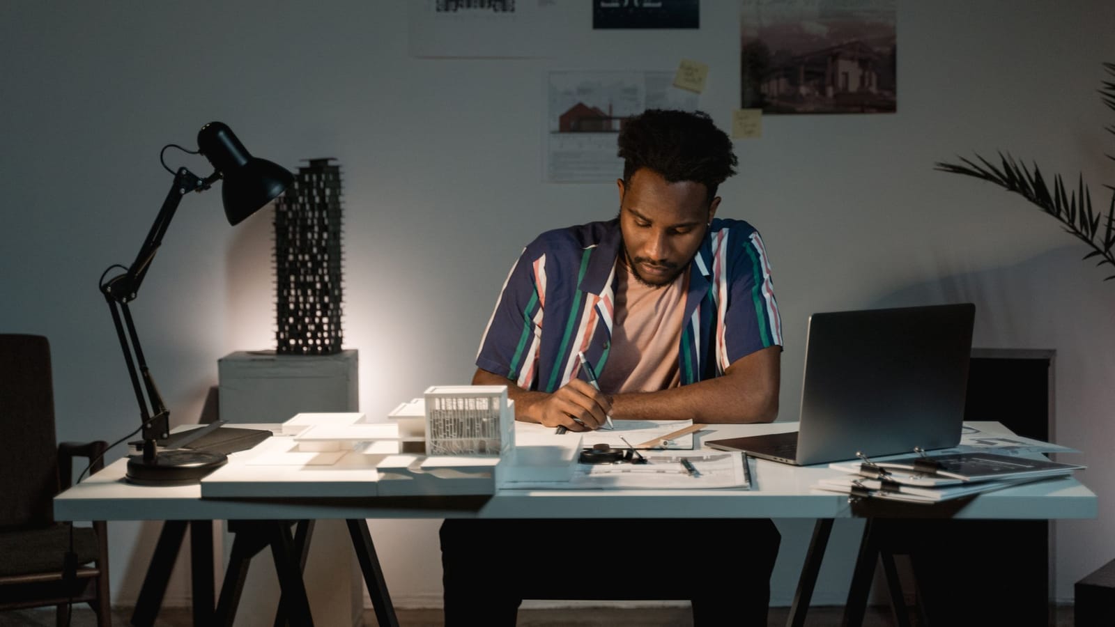 Don't Lose Your Day Job Building Your Side Hustle