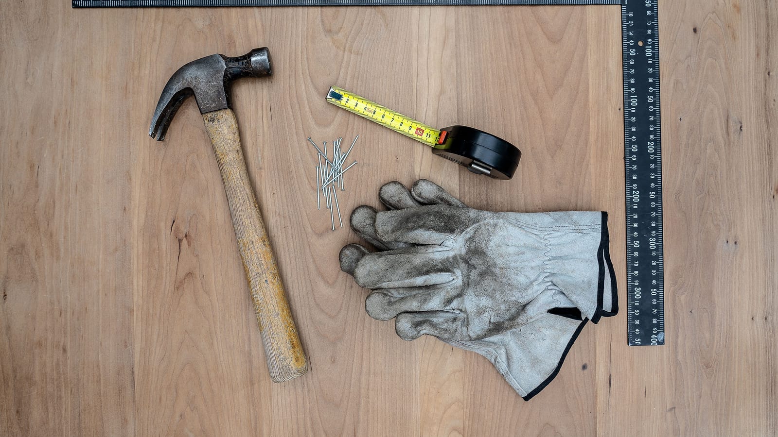 First Tools for Kids Start With a 10-Ounce Hammer