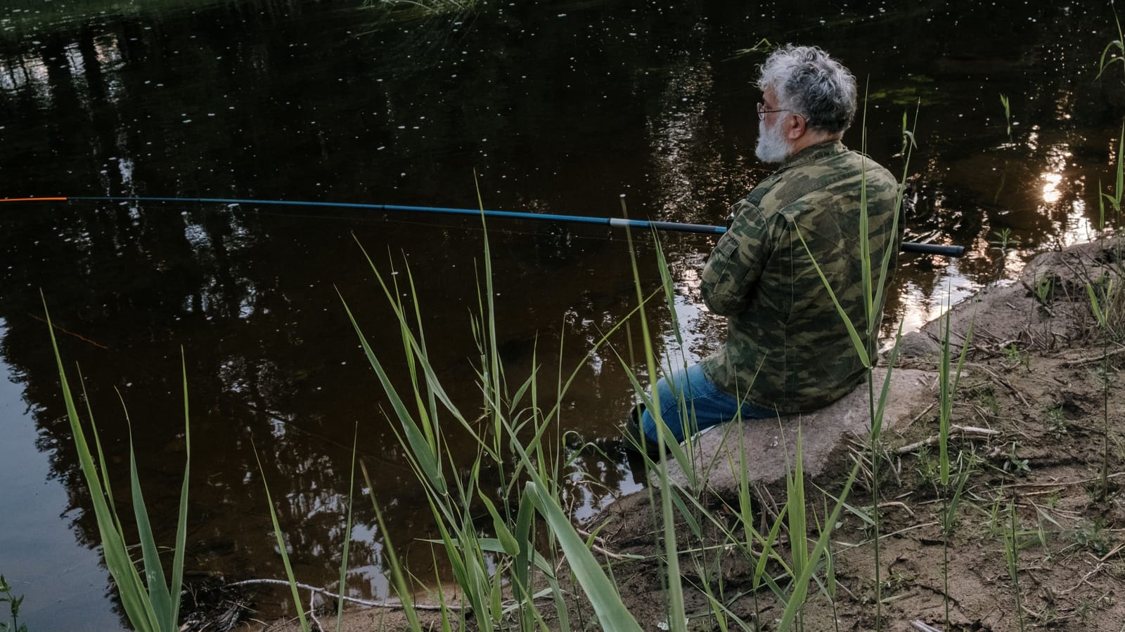 Fishing from the bank with one bag and no boat