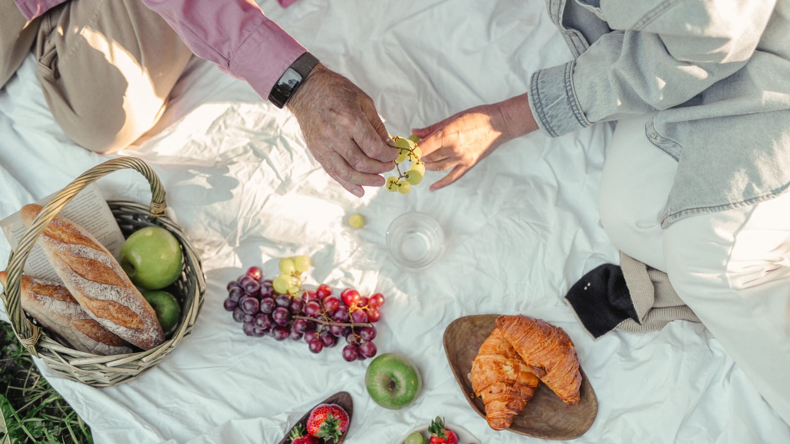 Forty Date Nights Under Twenty Dollars