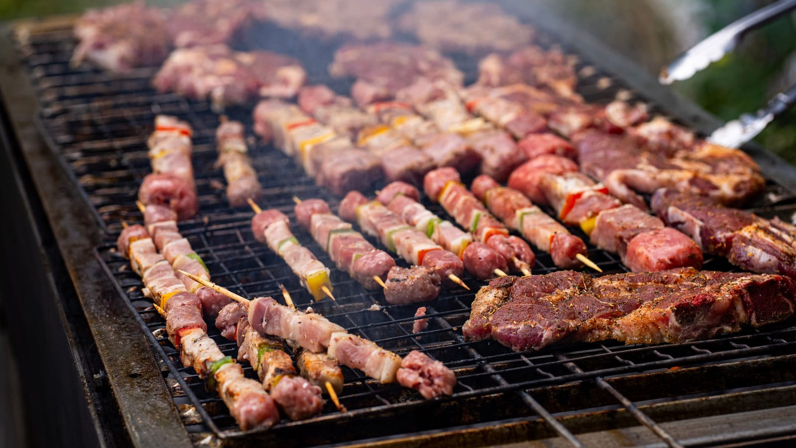 Grilling for thirty without standing at the fire all night