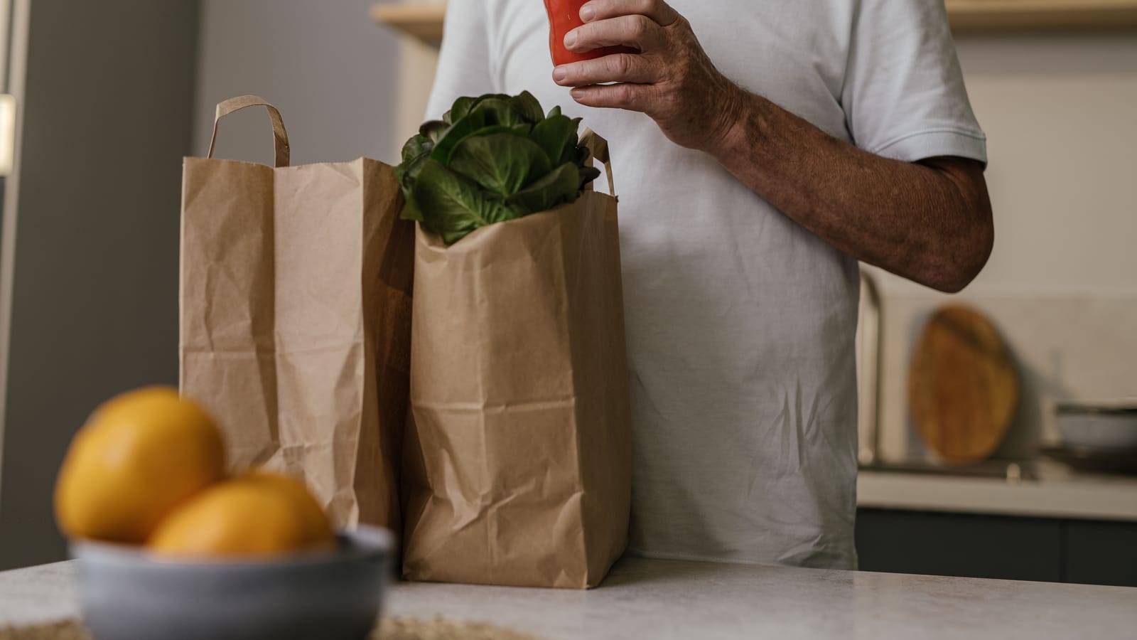 How to Feed a Family of Four for a Week on 100 Dollars