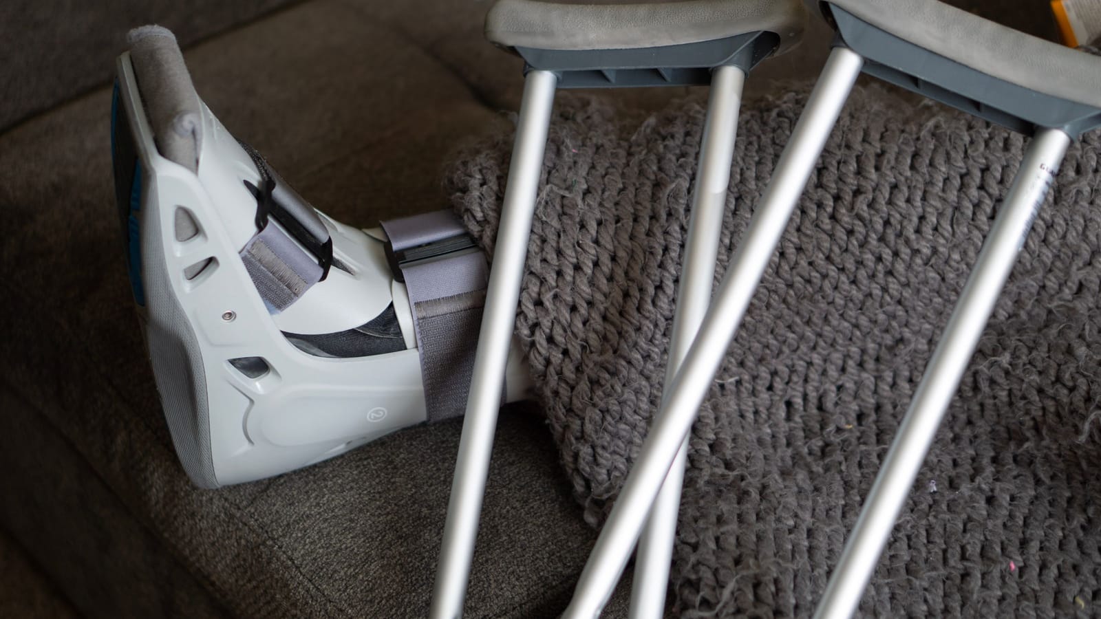 How to get through the first two weeks after surgery at home