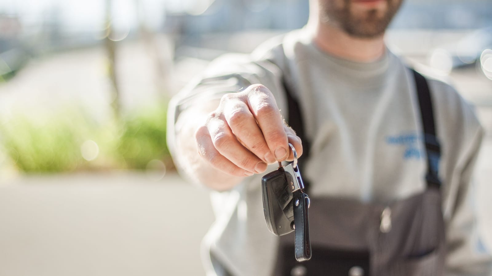 How to sell a car privately without getting scammed