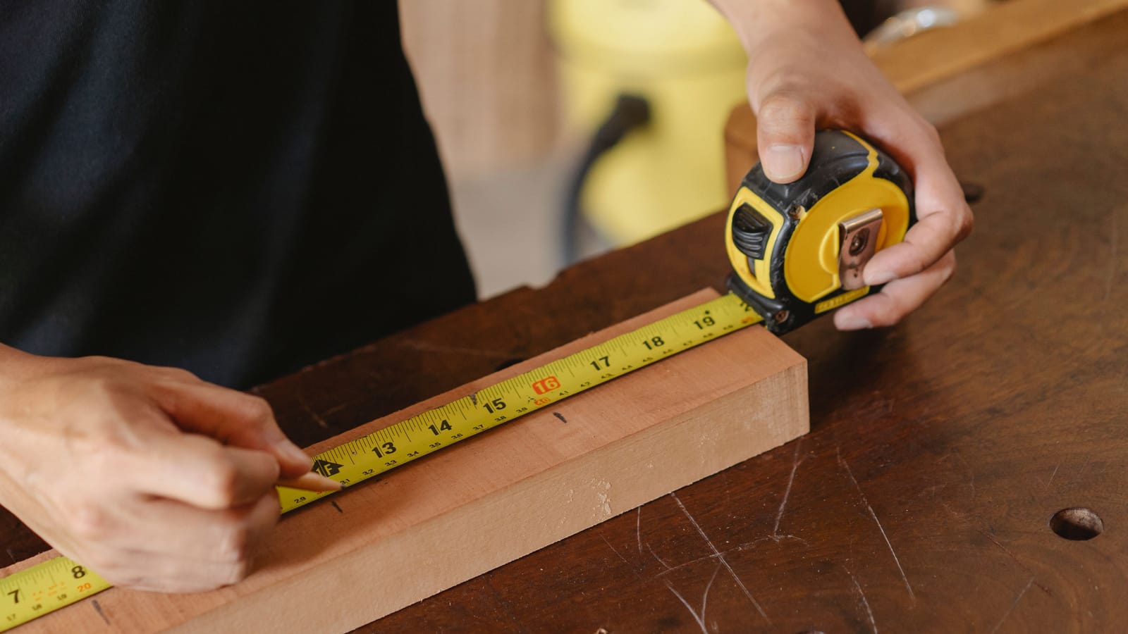 Read a tape measure in one glance, sixteenths and all