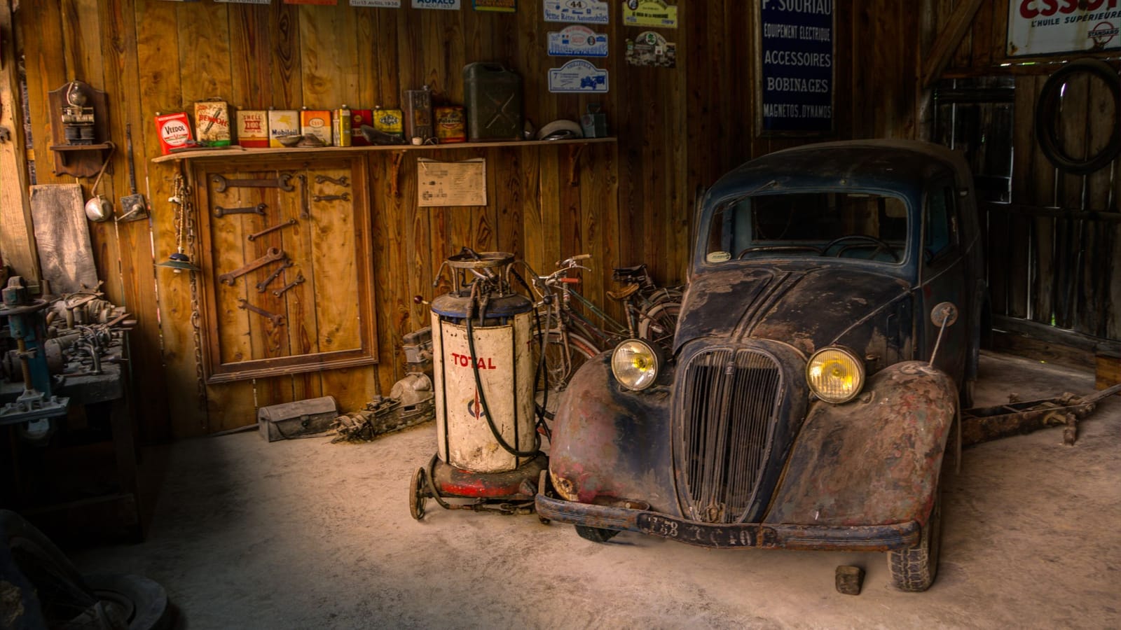 Restoring a car with your son without ruining it for both of you