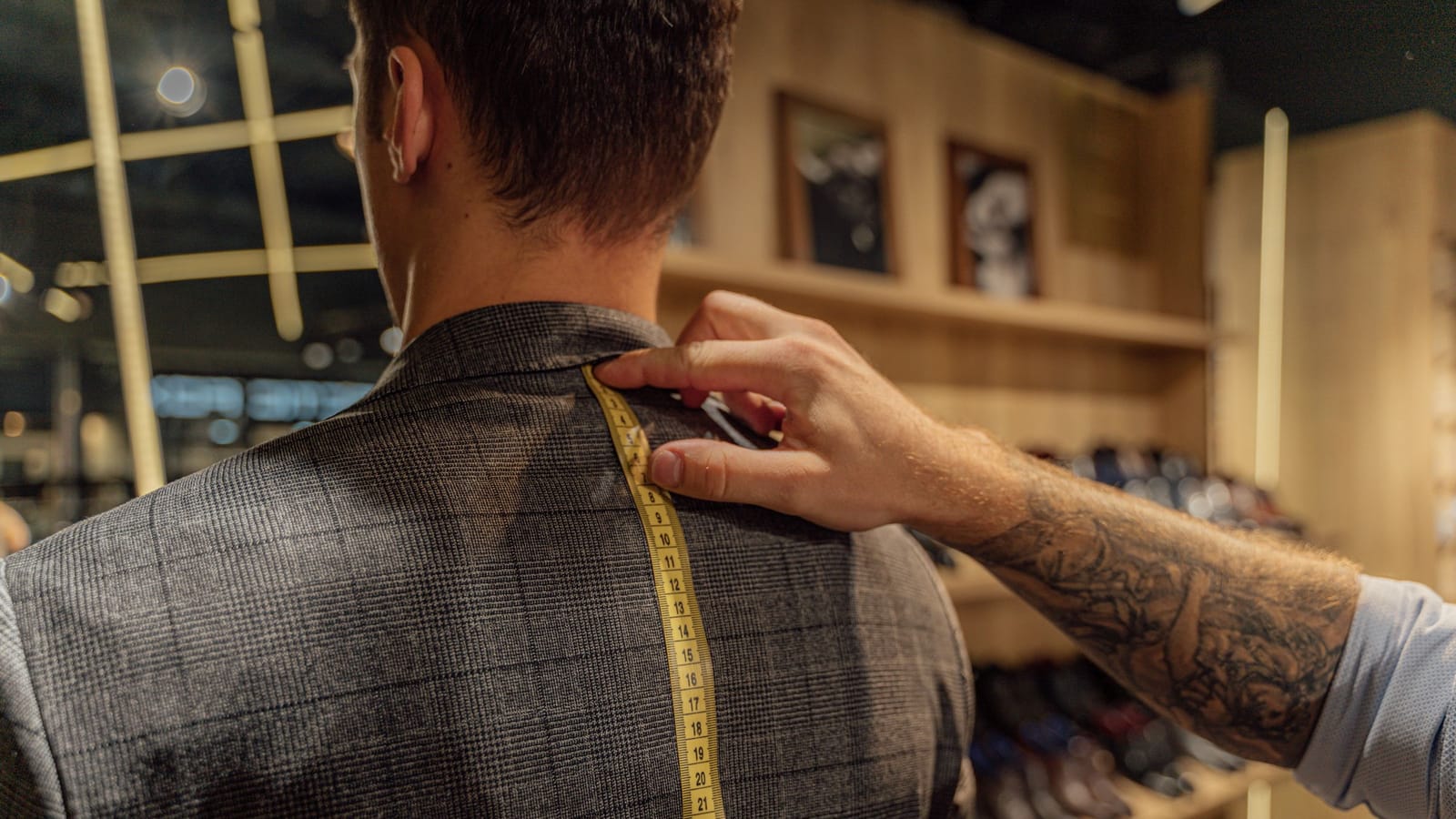 Short men should buy for the shoulders and hem the rest