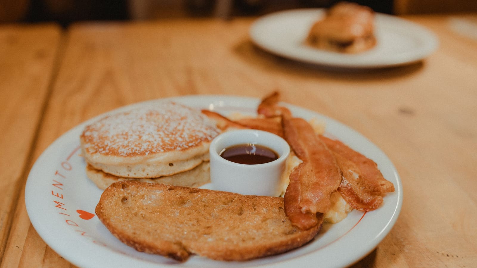 Sunday breakfast for six, hot, all at the same time