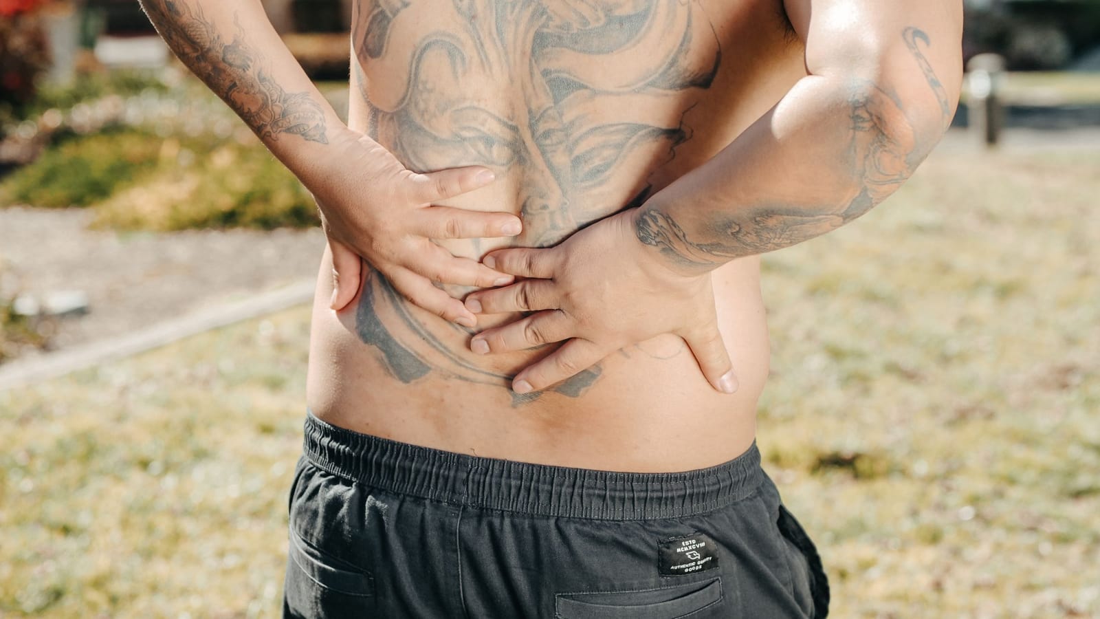 The back pain red flags that need a hospital today