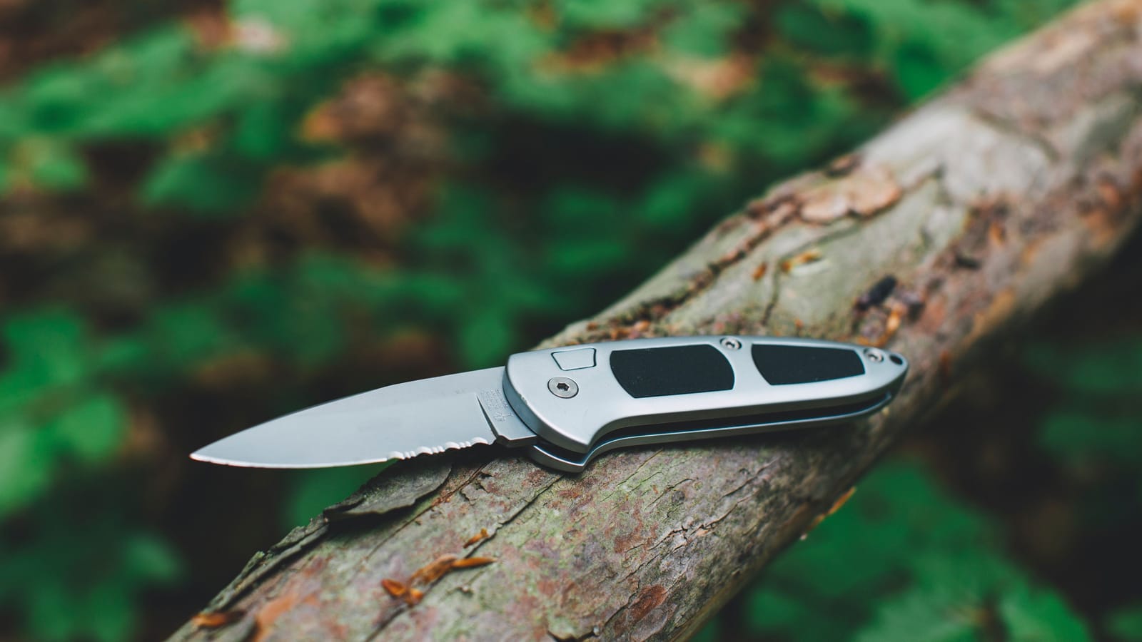 The Pocket Knife You'll Still Be Carrying In Ten Years
