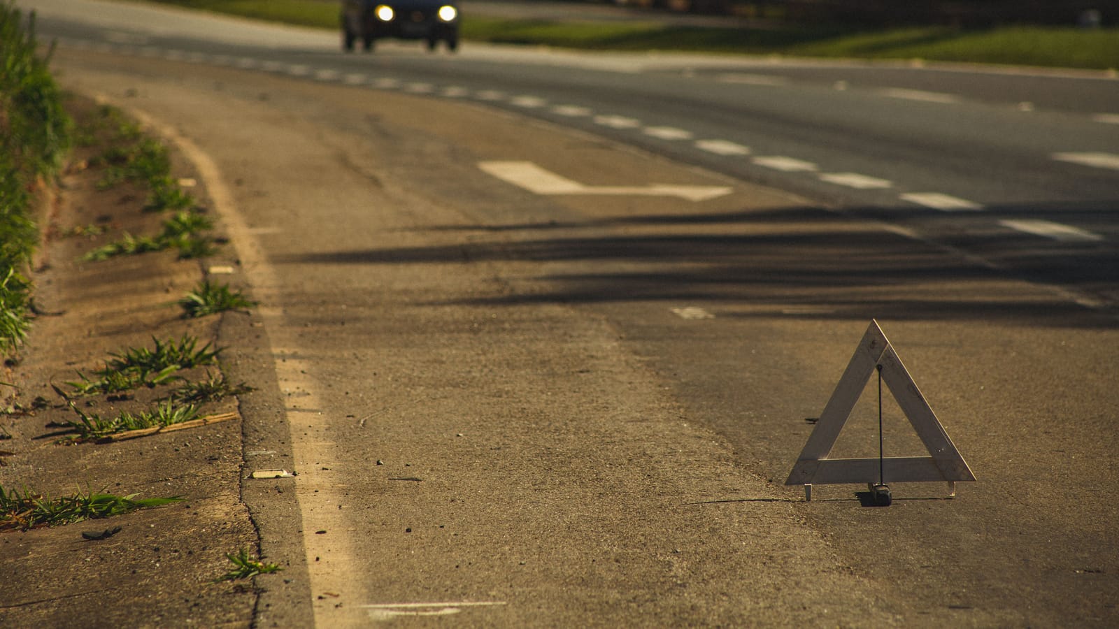 The truck kit that handles almost every roadside problem