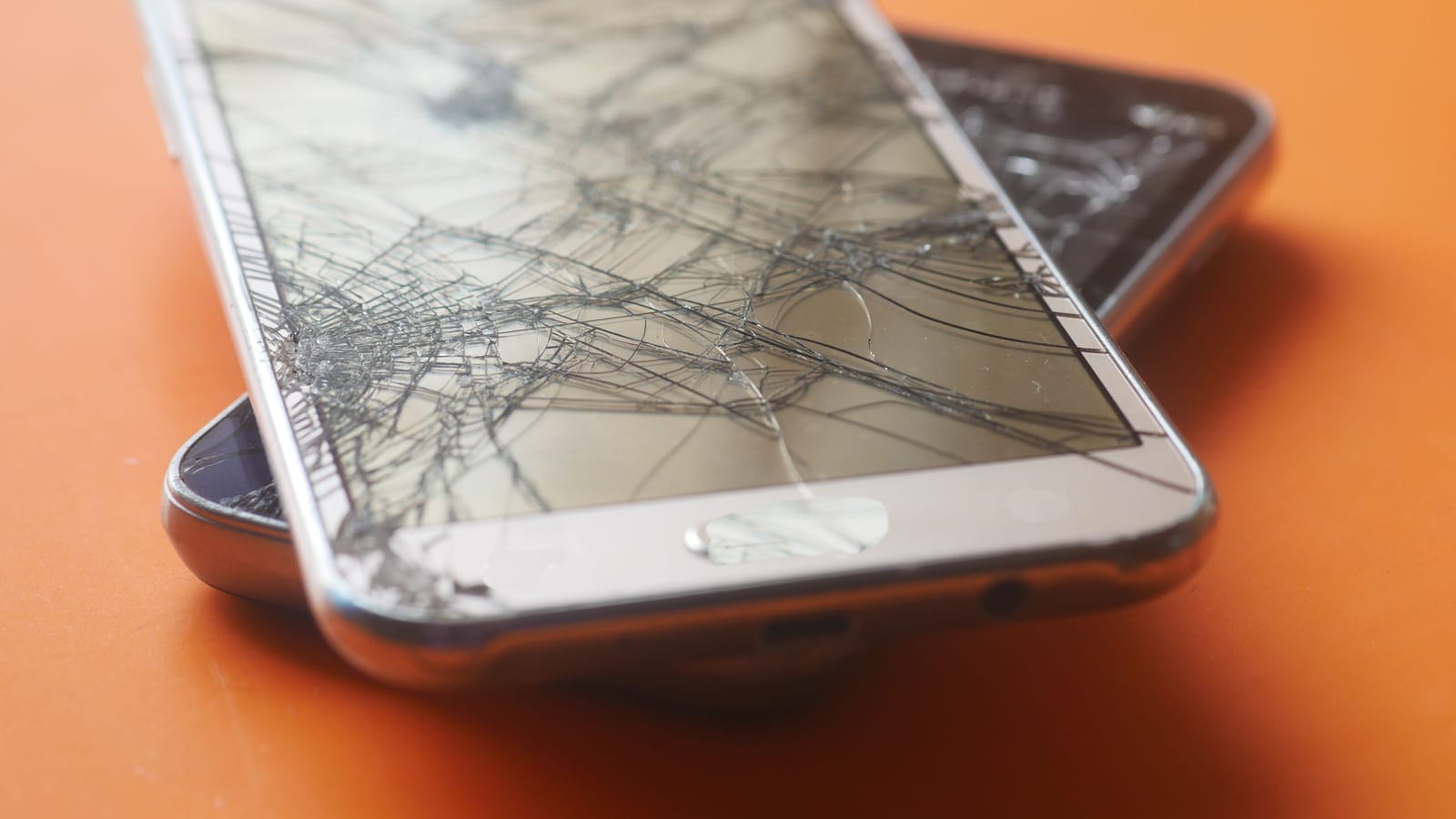Two-year phone upgrades versus running it into the ground