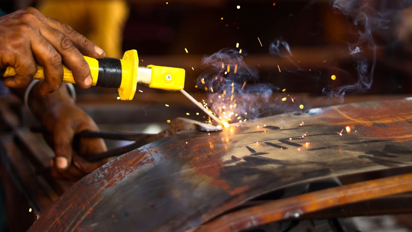 Welding Pays Well If You Chase the Right Certifications