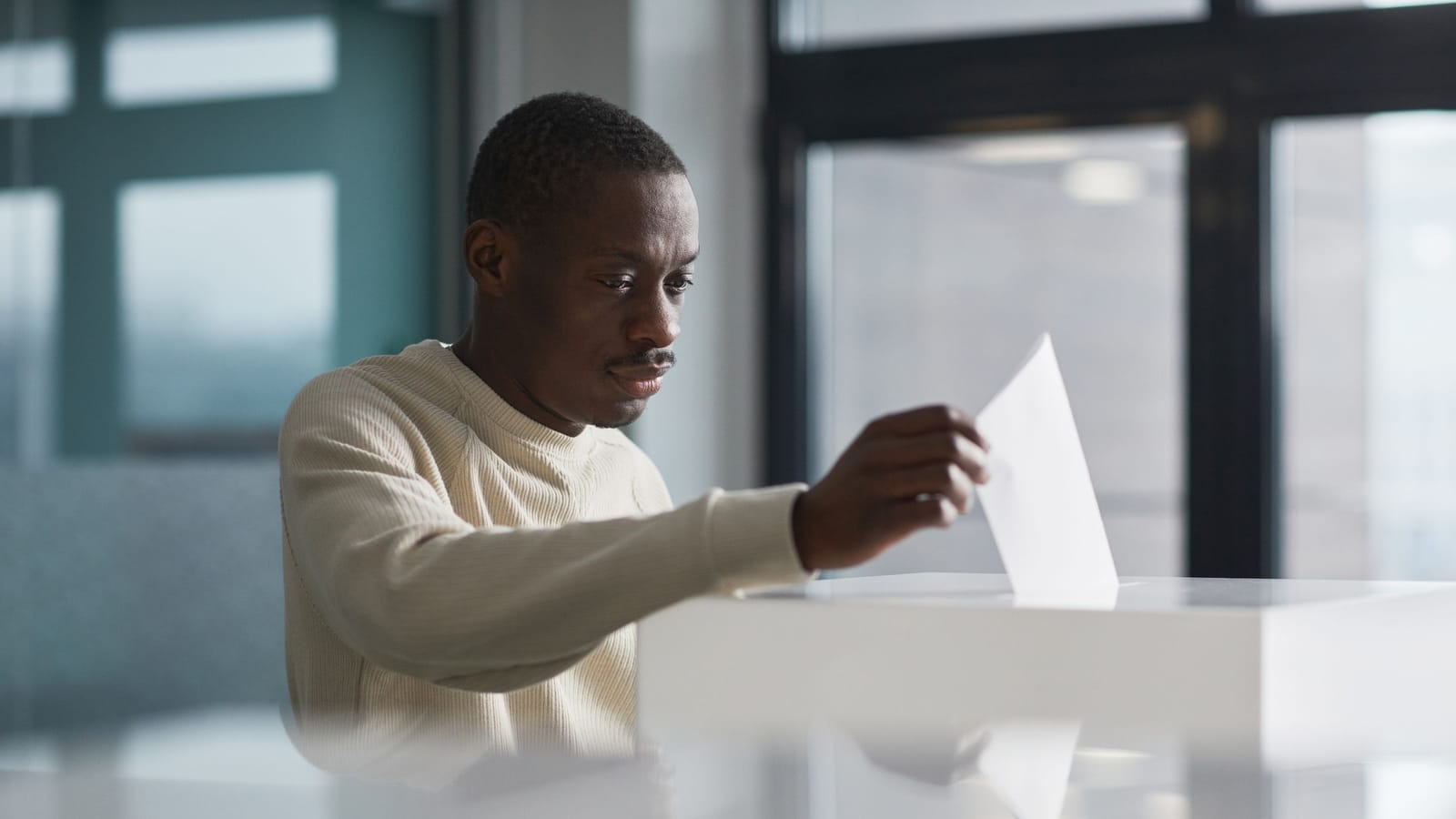 What a Poll Worker Actually Does From 5 a.m. to Midnight