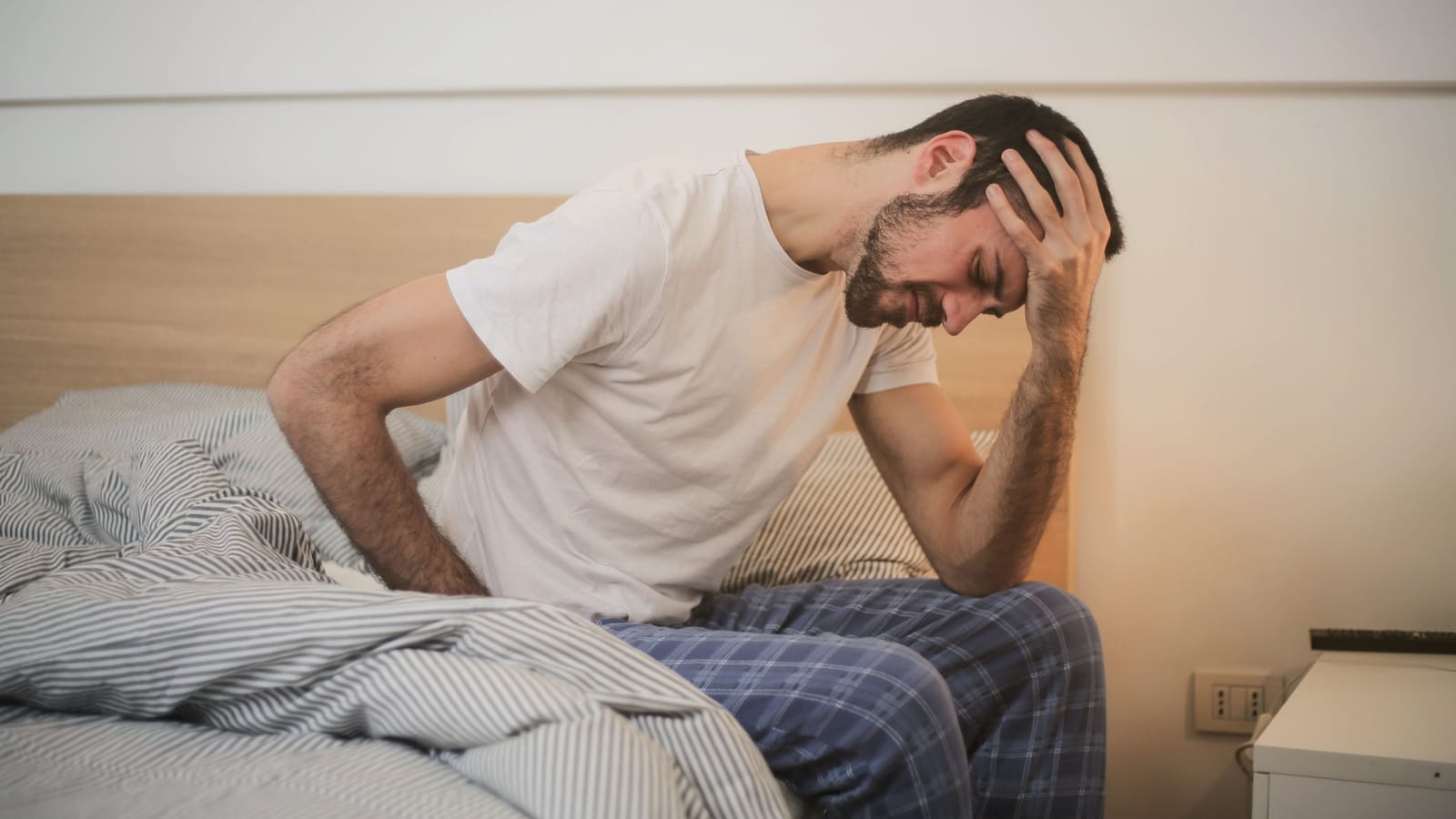 What one heavy night actually does to your body at twenty