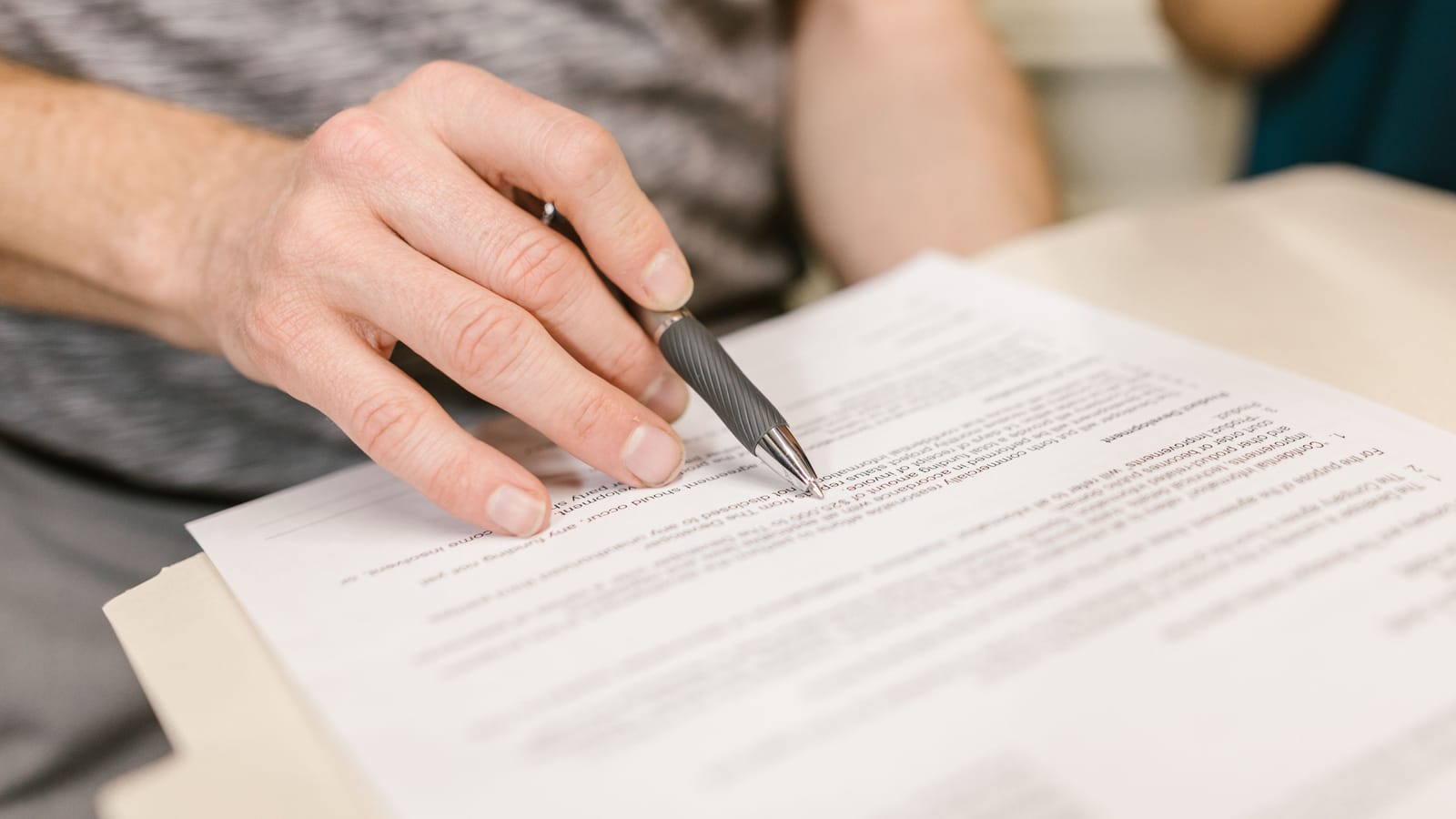 What to read twice before you sign a city lease