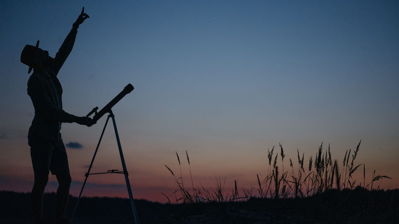 Your First Telescope Should Probably Be an 8-Inch Dobsonian